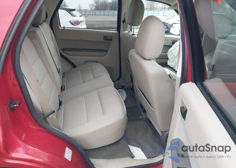 2011 Ford Escape Xlt из США, поврежденный, VIN 1FMCU0DG5BKB79504